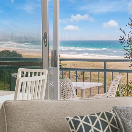 Oceanside Resort - Absolute Beachfront Apartments Gold Coast Exteriér fotografie