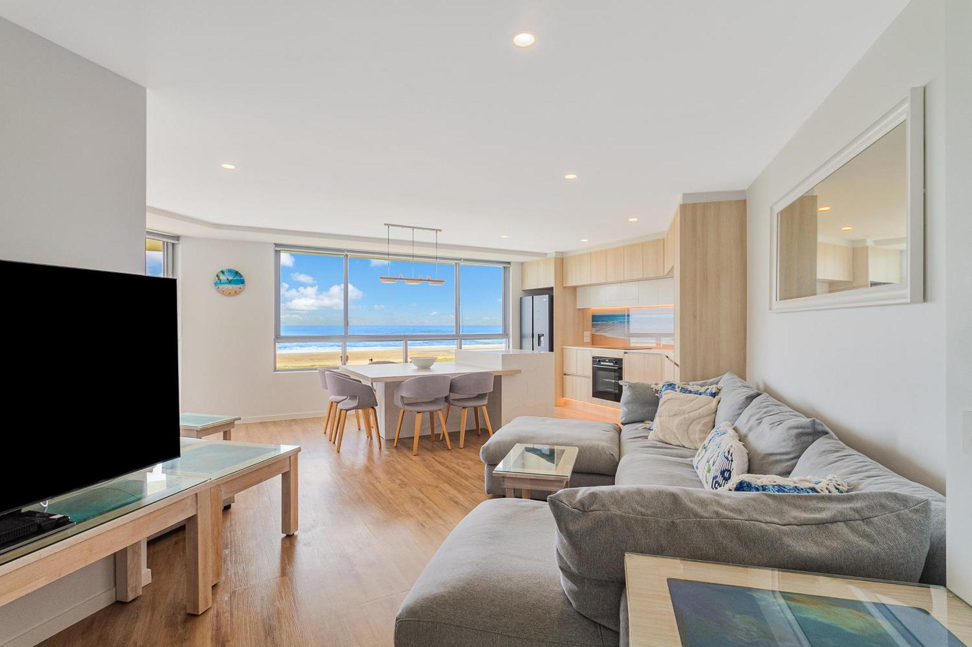 Oceanside Resort - Absolute Beachfront Apartments Gold Coast Exteriér fotografie