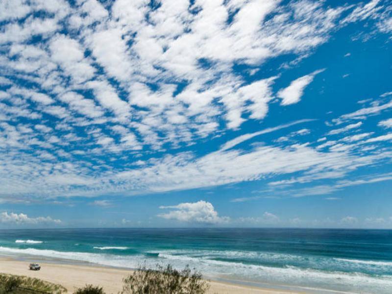 Oceanside Resort - Absolute Beachfront Apartments Gold Coast Exteriér fotografie