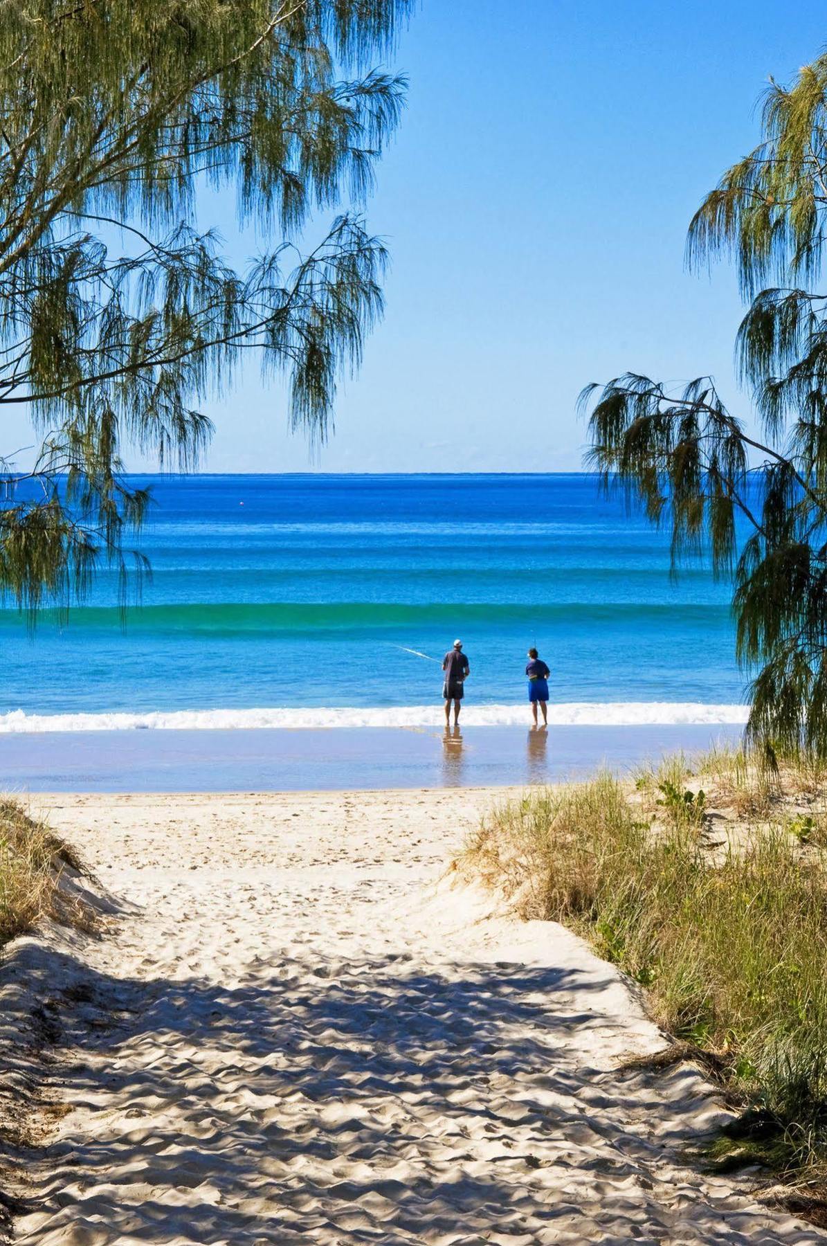 Oceanside Resort - Absolute Beachfront Apartments Gold Coast Exteriér fotografie